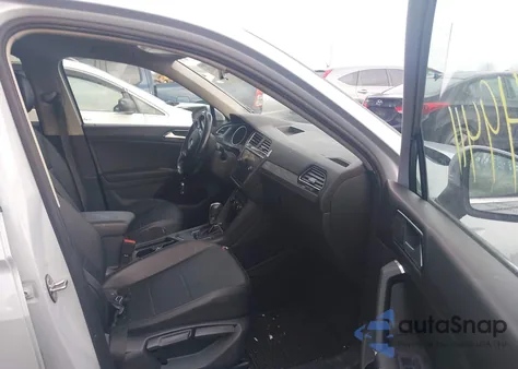 2018 Volkswagen Tiguan 2.0T Se/2.0T Sel из США, поврежденный, VIN 3VV3B7AX7JM082076